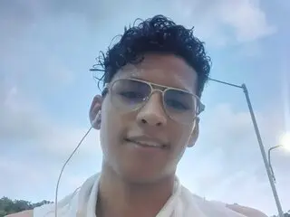 Recorded webcam nude DominicObrait