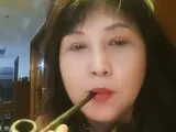 Amateur nude show GreenHua