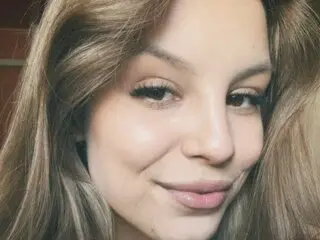 Shows pictures nude SunnivaHastey